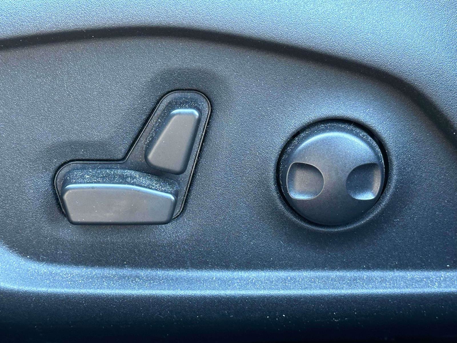 Used 2022 Jeep Compass Trailhawk w/ Trailhawk Elite Group image 16