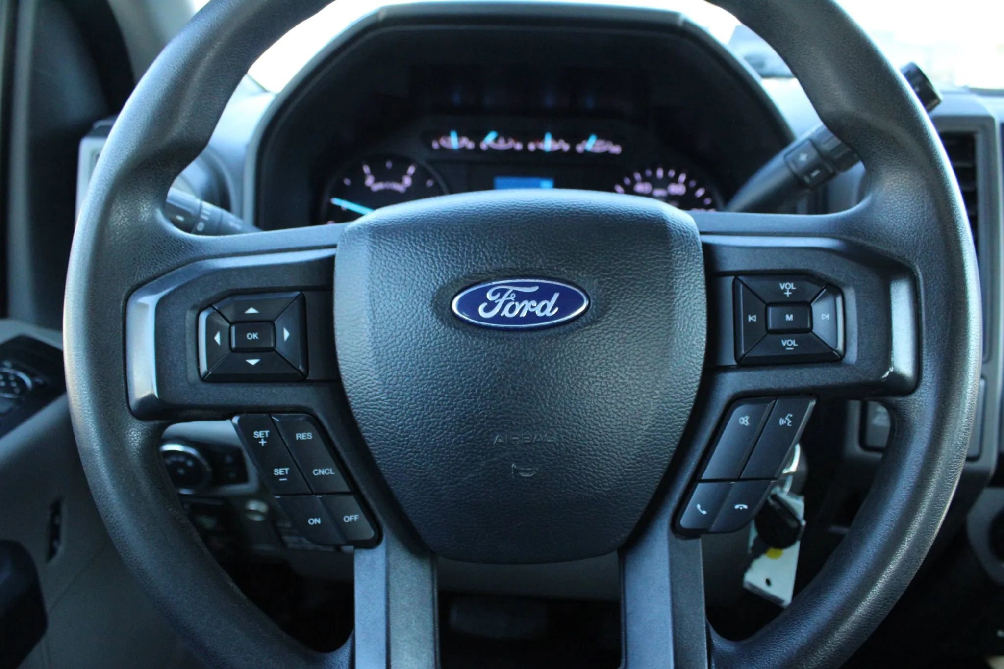 Used 2022 Ford F250 XL w/ Power Equipment Group image 25