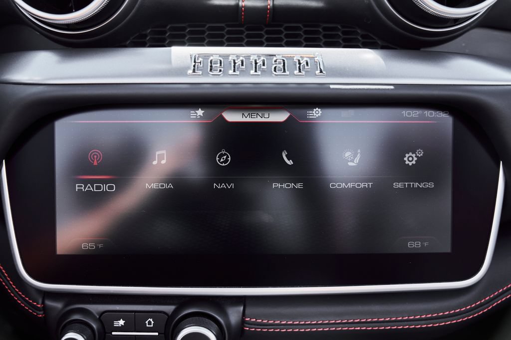 Used 2020 Ferrari Portofino RWD image 70
