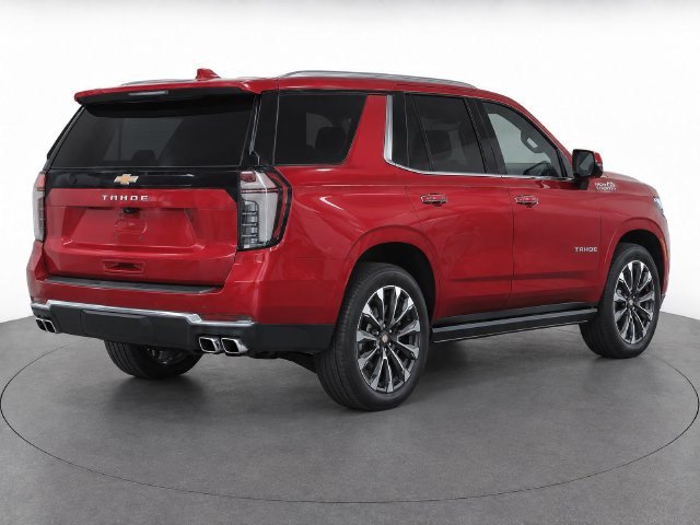 Used 2025 Chevrolet Tahoe High Country AWD/4WD image 3