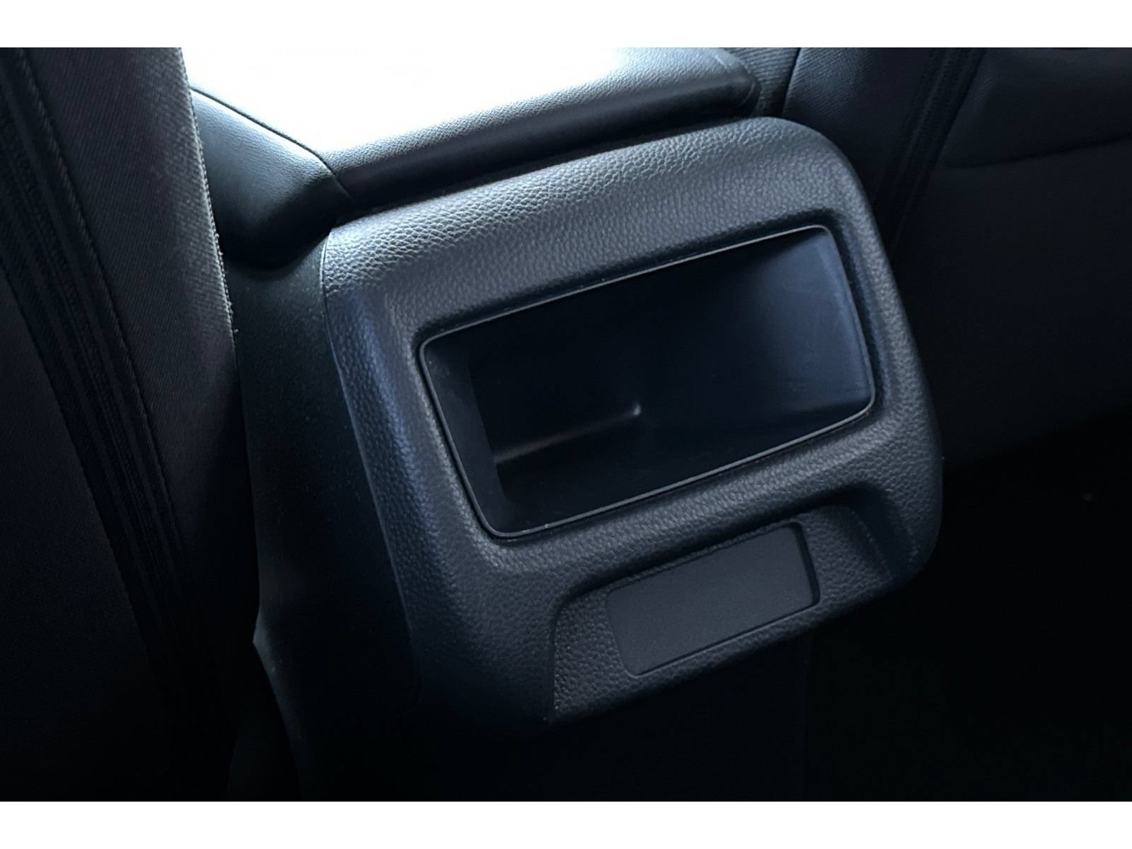 Used 2024 Honda HR-V LX image 44