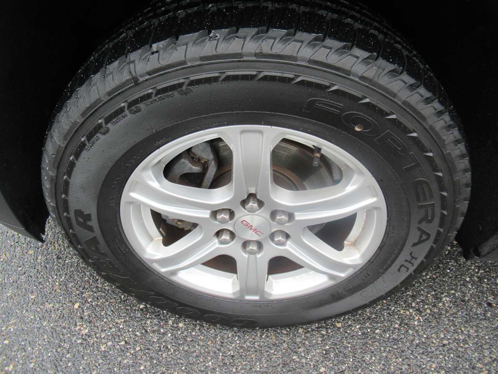 Used 2018 GMC Acadia SLE FWD image 11