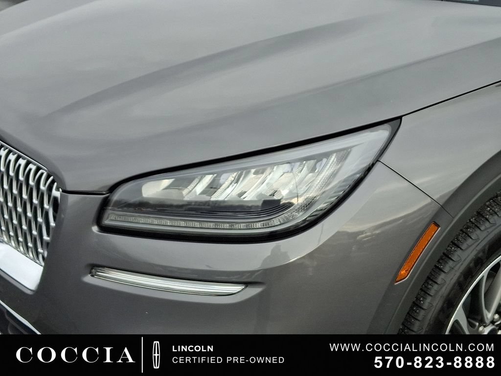 Certified 2022 Lincoln Corsair AWD w/ Equipment Group 101A image 9