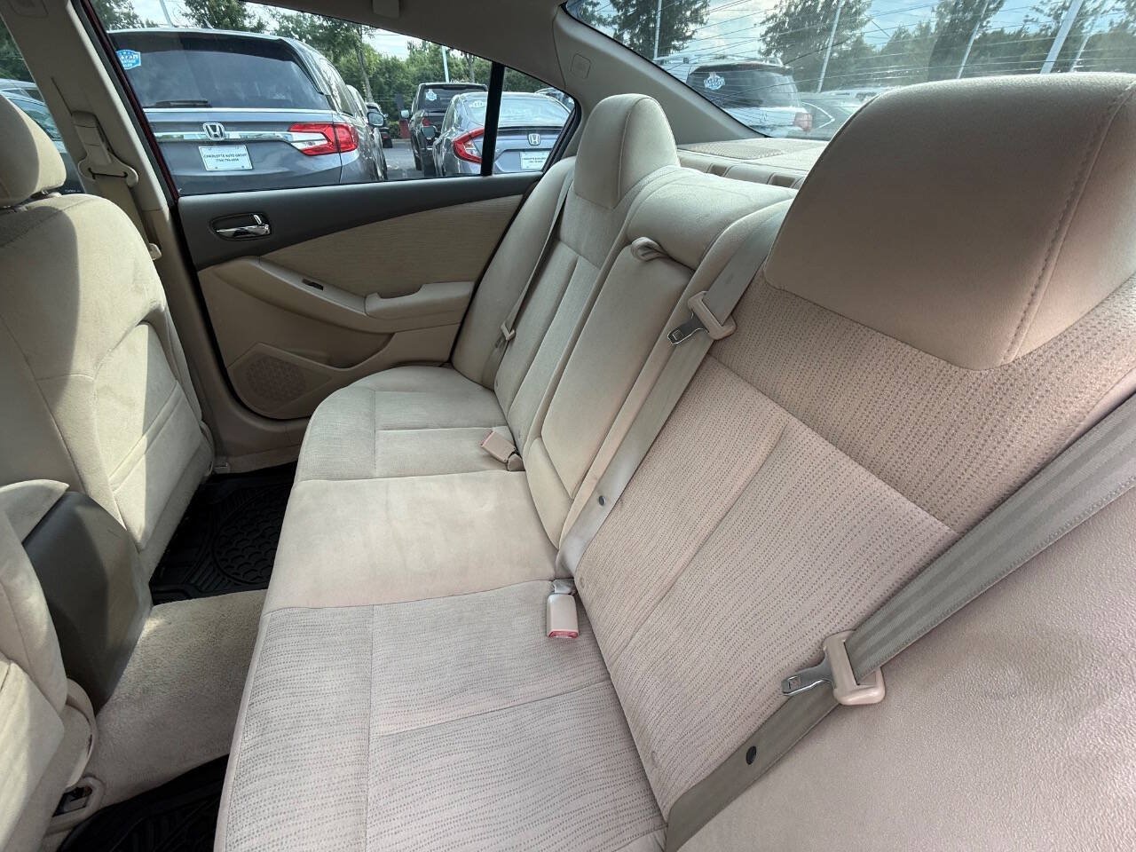 Used 2012 Nissan Altima 2.5 S FWD image 18
