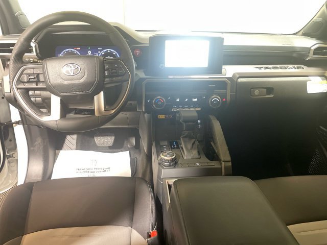 Certified 2025 Toyota Tacoma TRD Off-Road w/ TRD Off Road Upgrade Package AWD/4WD image 13