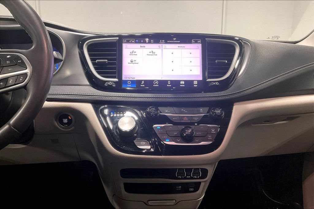 Used 2022 Chrysler Pacifica Touring-L FWD image 7