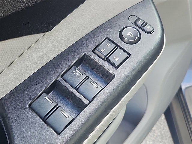 Used 2013 Honda CR-V LX image 20