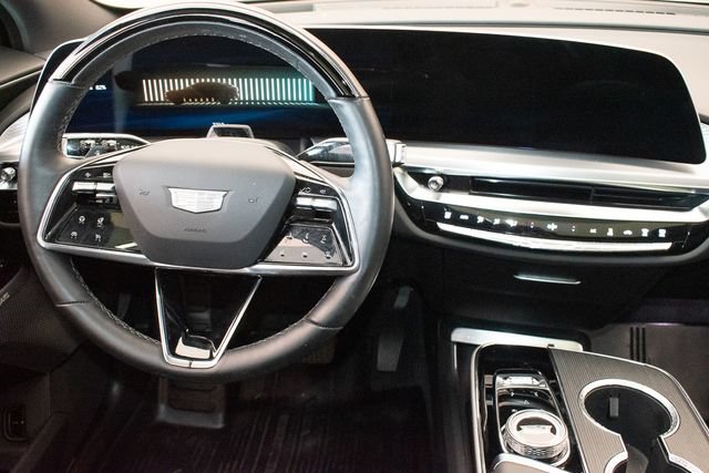 Used 2025 Cadillac Lyriq Sport w/ LPO, Floor Liner Package AWD/4WD image 16