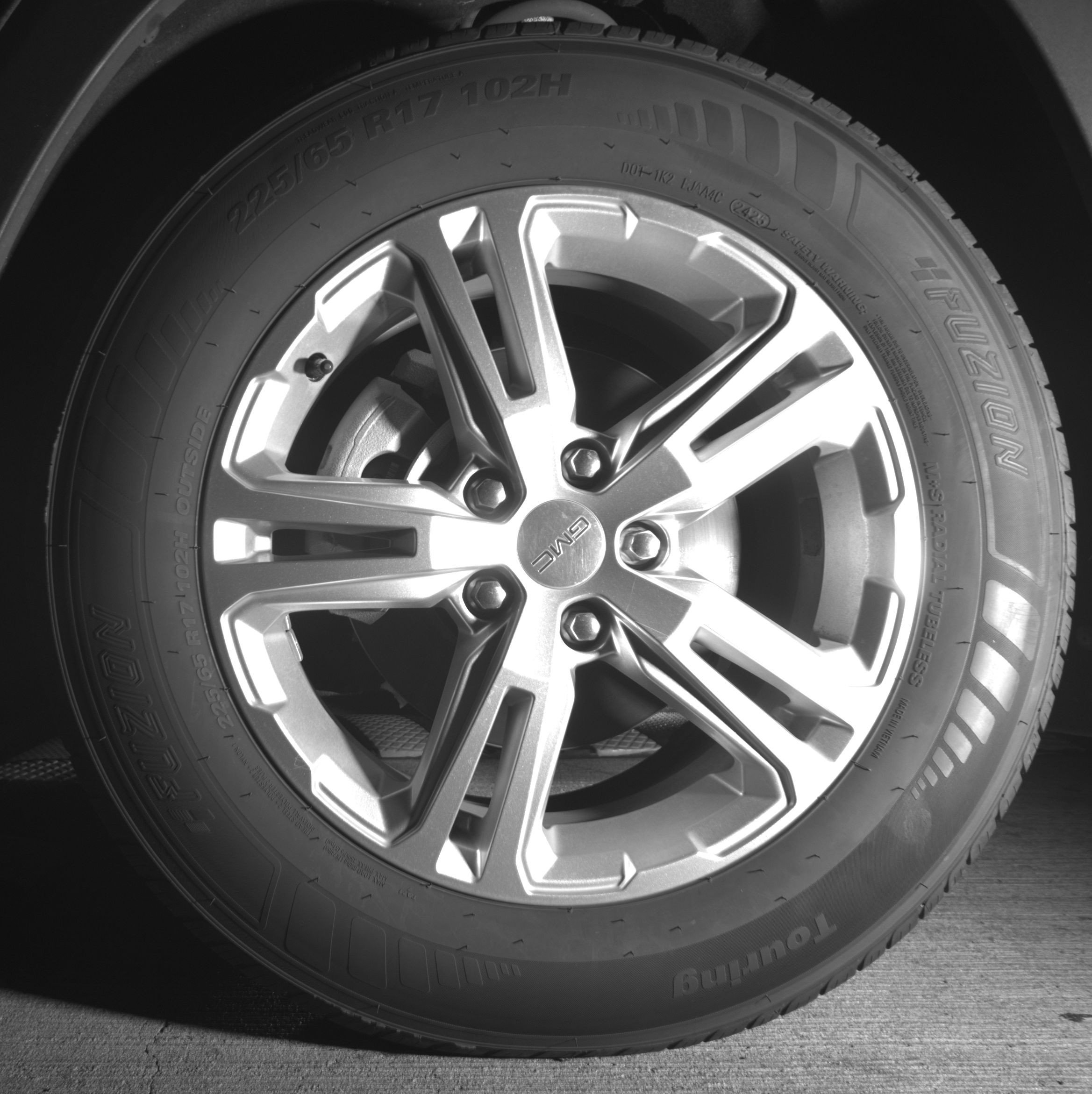 Used 2024 GMC Terrain SLE FWD image 17