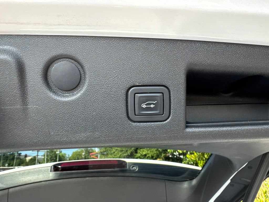 Certified 2020 Chevrolet Equinox LT FWD image 8