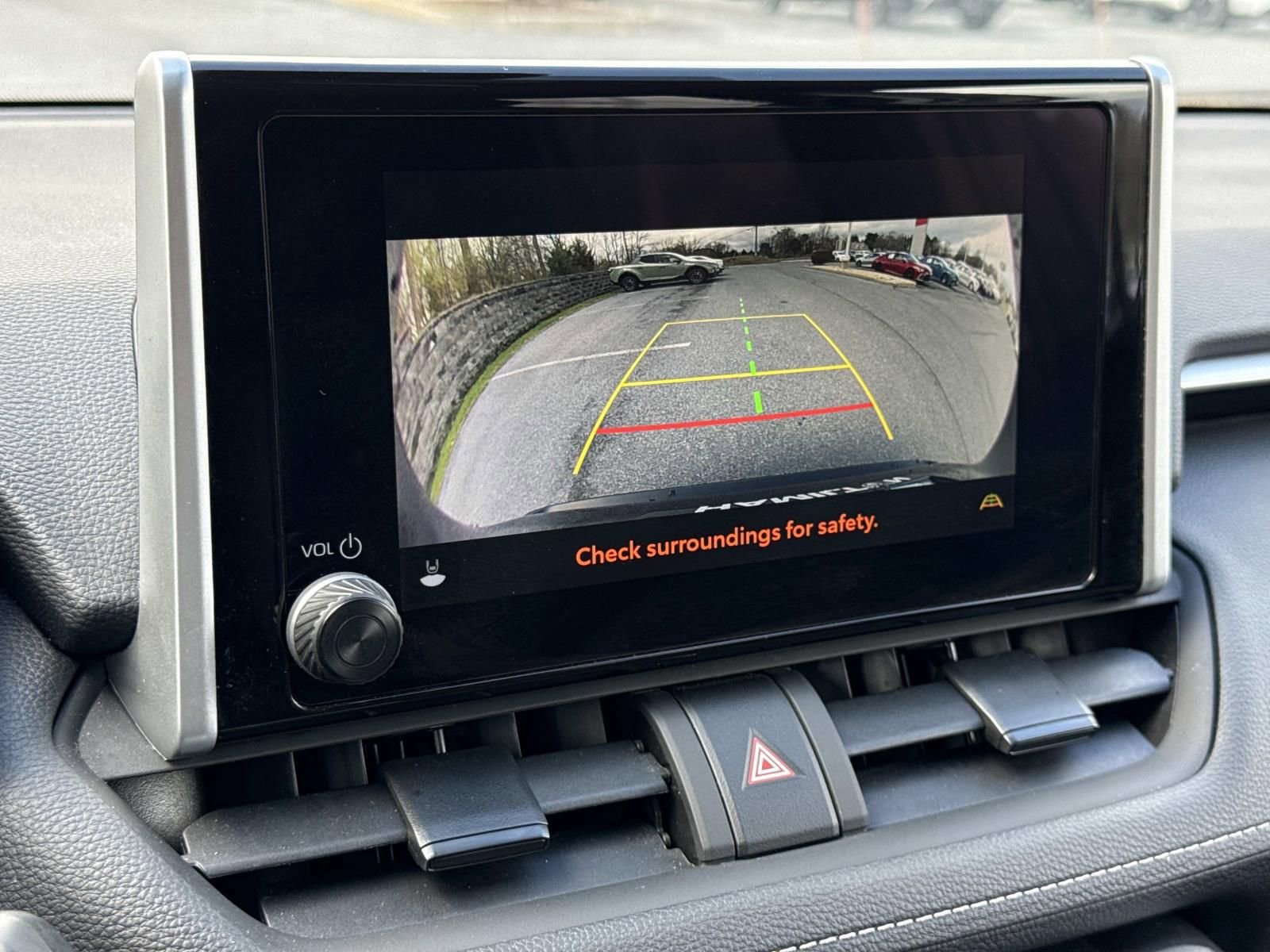 Used 2025 Toyota RAV4 XLE AWD/4WD image 10