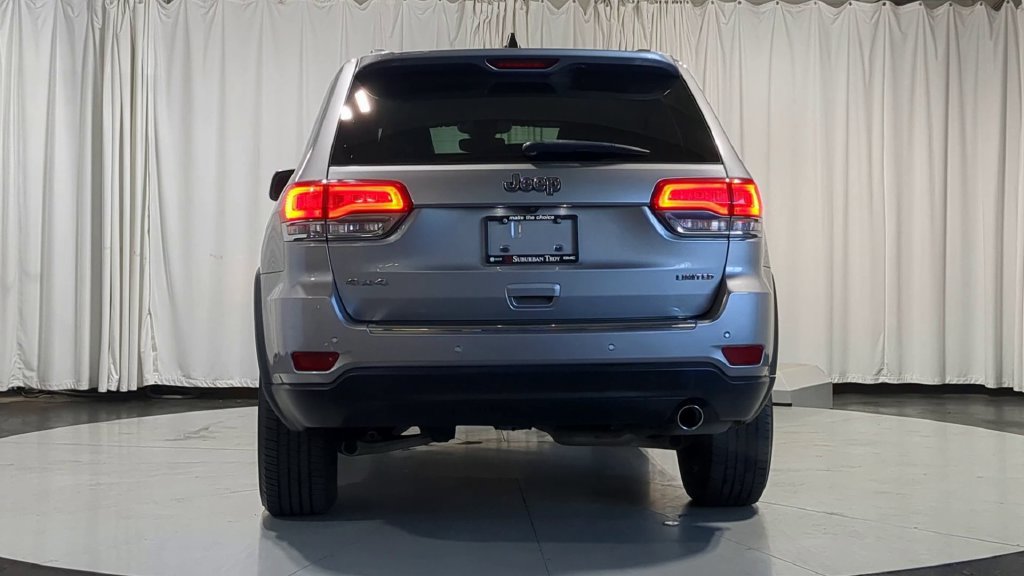 Used 2017 Jeep Grand Cherokee Limited AWD/4WD image 9