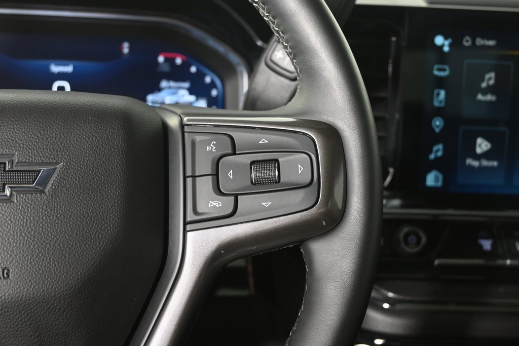 Used 2025 Chevrolet Silverado 2500 ZR2 w/ Technology Package image 37