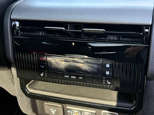 New 2026 Jeep Grand Wagoneer L Limited w/ Premium Group II AWD/4WD image 14