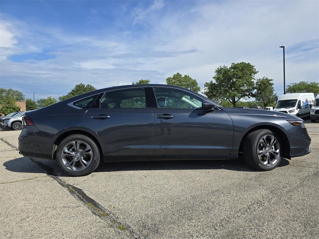 New 2025 Honda Accord EX-L image 16