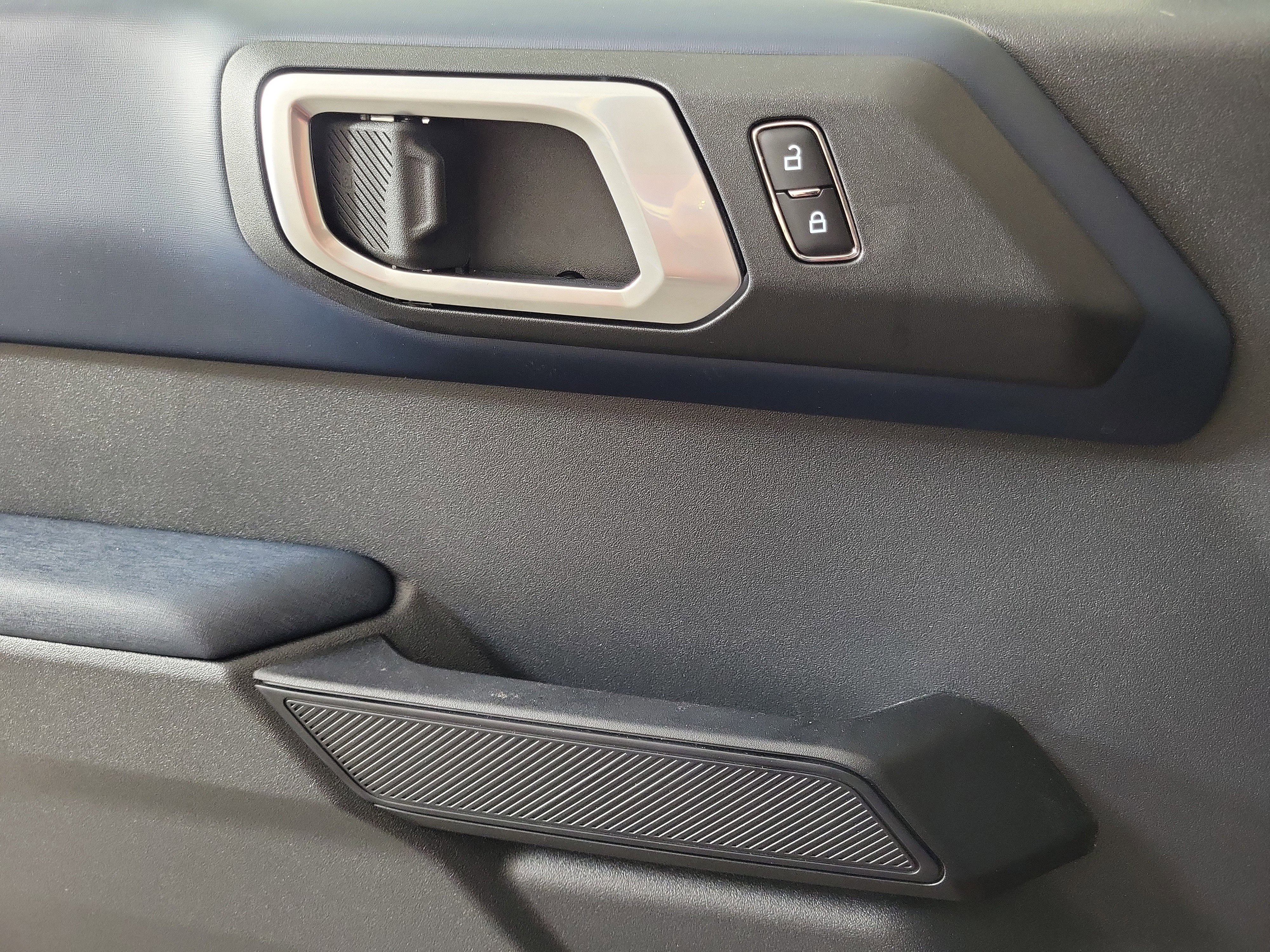 New 2025 Ford Bronco Heritage Edition image 21