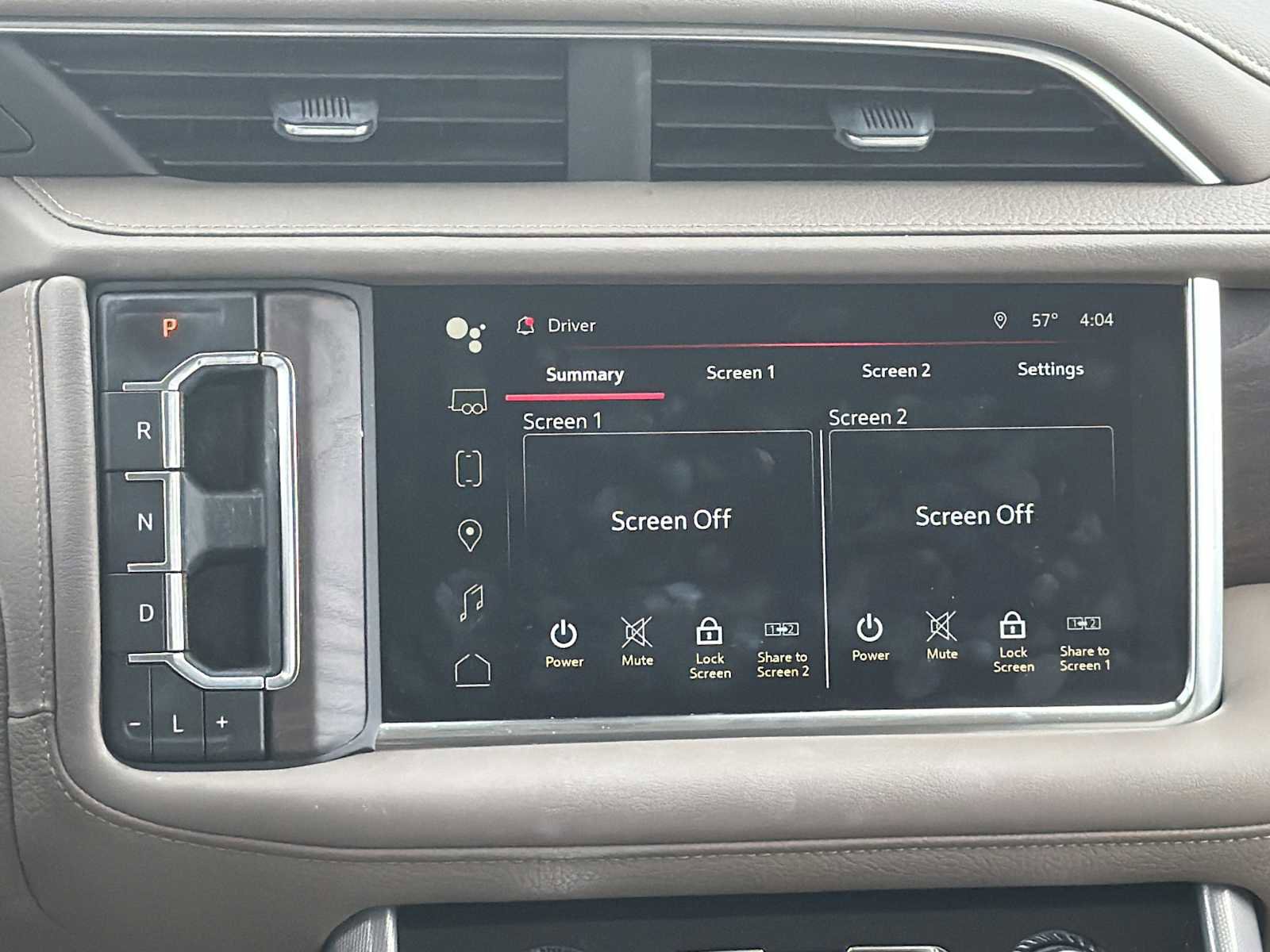 Used 2024 GMC Yukon Denali w/ Denali Reserve Package image 3