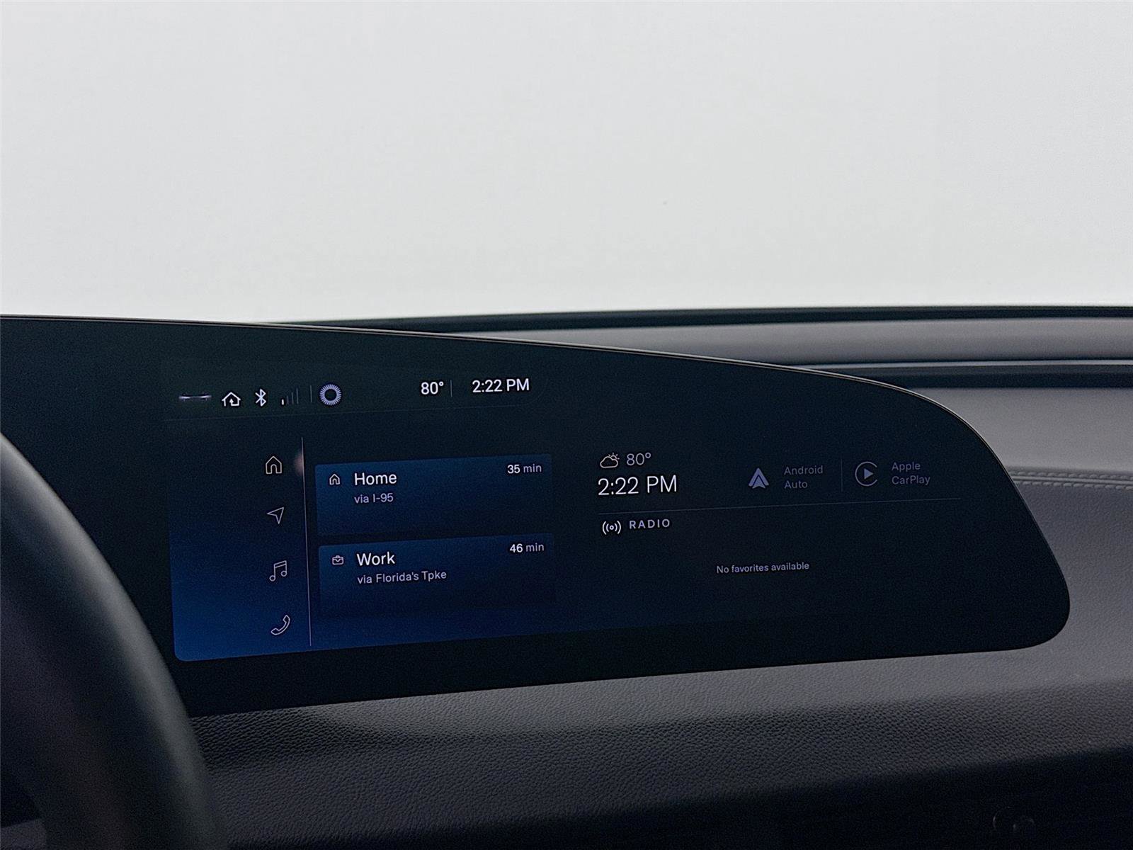 Used 2024 Lucid Air Touring image 11