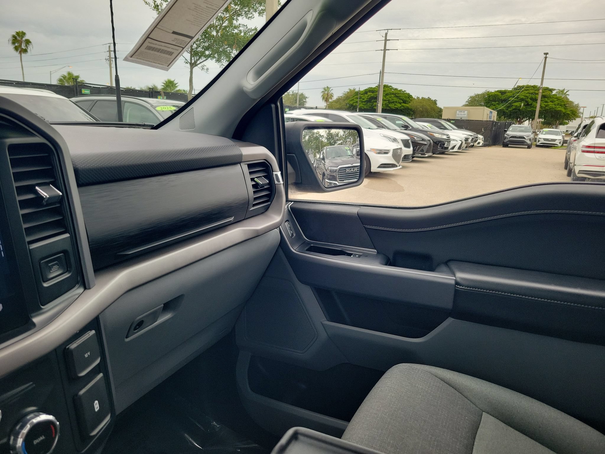 Used 2025 Ford F150 XLT w/ Equipment Group 301A Standard AWD/4WD image 29