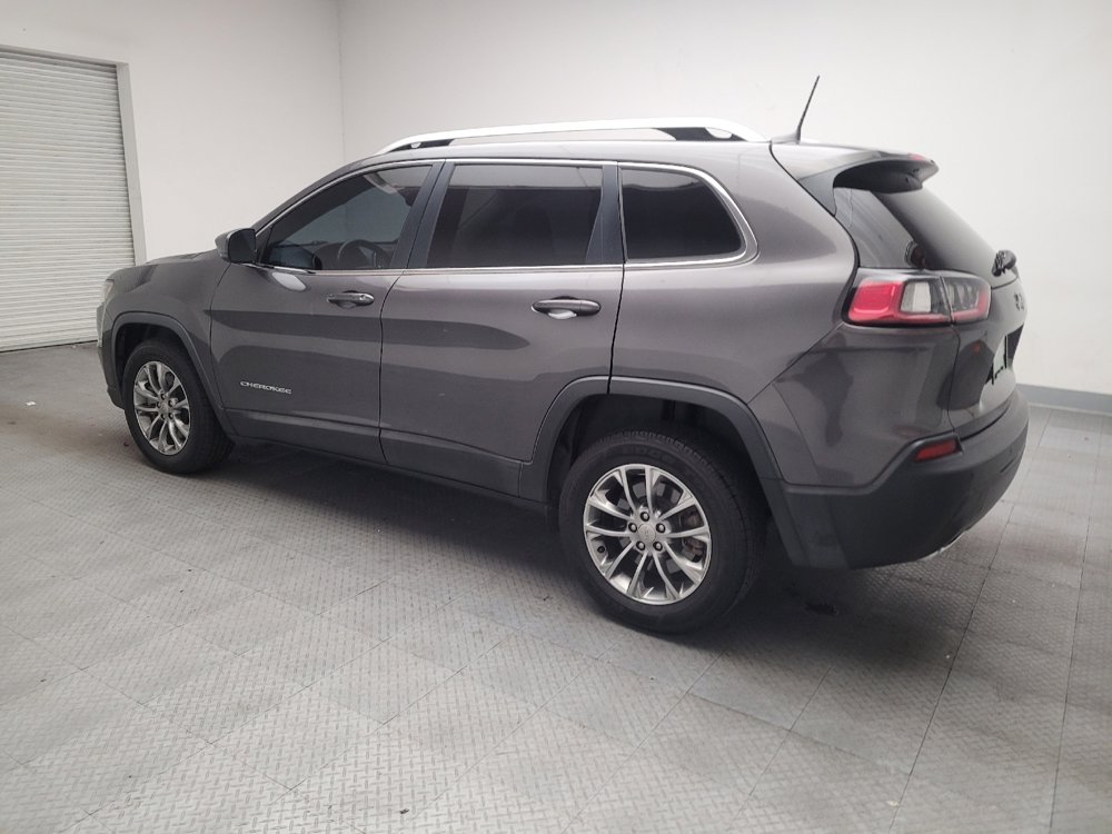 Used 2019 Jeep Cherokee Latitude Plus w/ Comfort/Convenience Group image 3