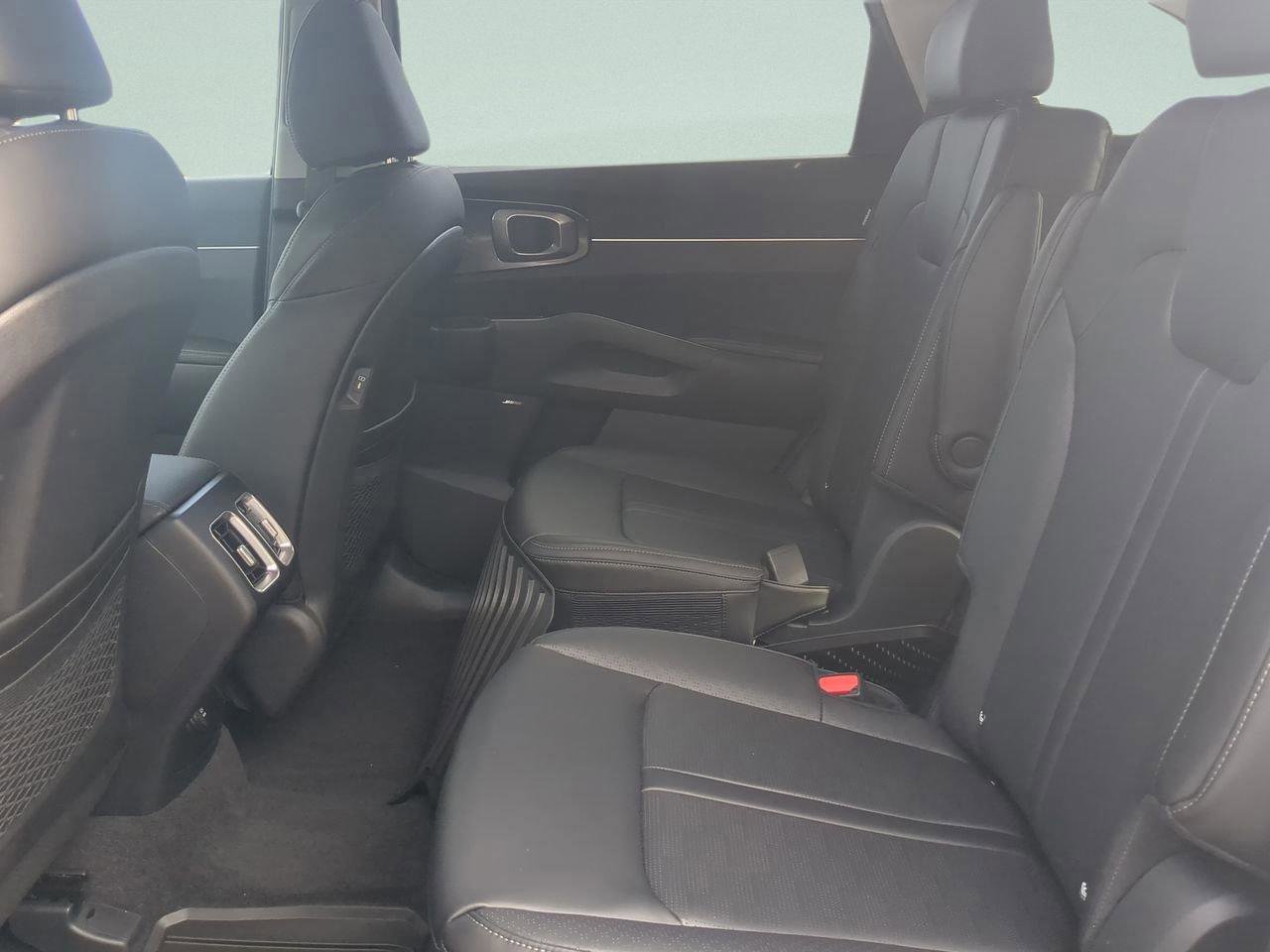 New 2026 Kia Sorento EX w/ EX Premium Package image 13