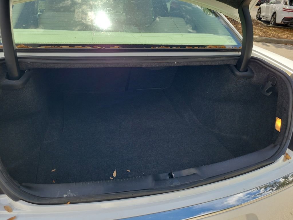 Used 2016 Chrysler 300 Limited w/ Driver Convenience Group image 15