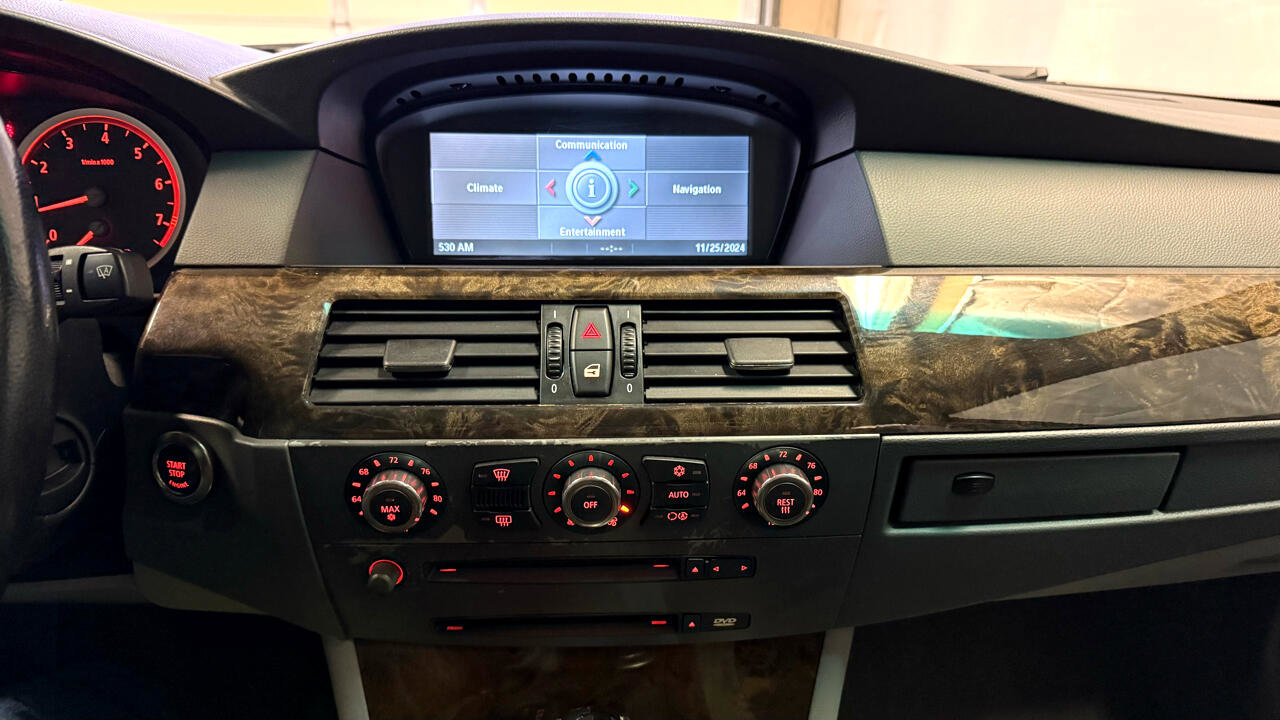 Used 2006 BMW 530xi Wagon image 15