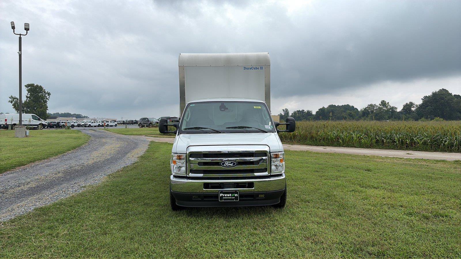 New 2027 Ford E-350 and Econoline 350 Super Duty w/ Power Equipment Group RWD image 8