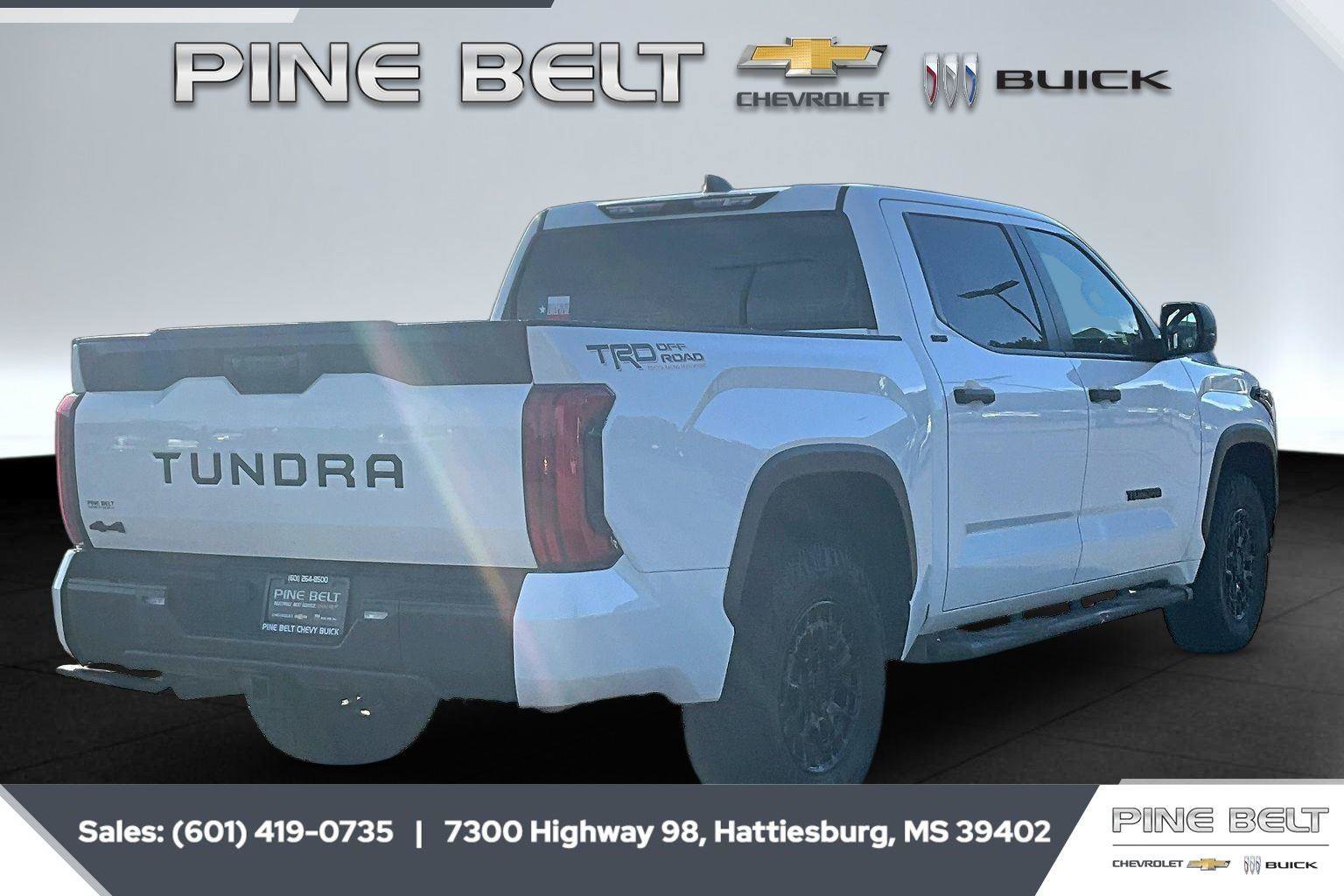 Used 2025 Toyota Tundra SR5 AWD/4WD image 12