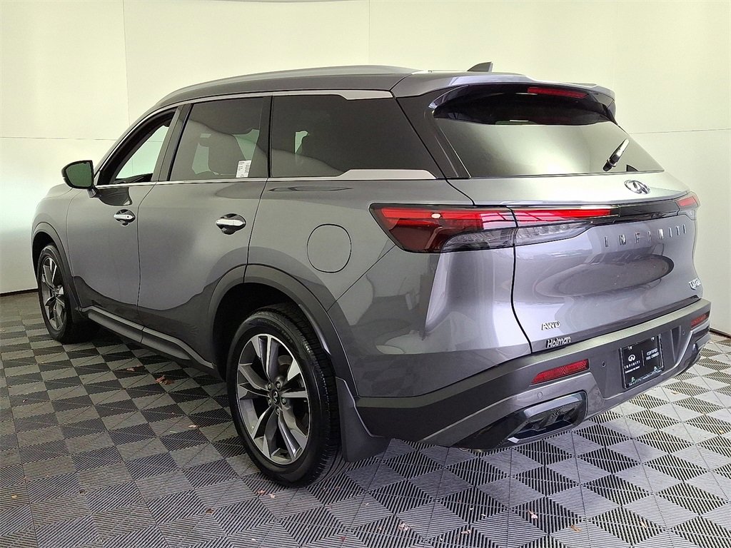 Certified 2025 INFINITI QX60 Luxe image 9