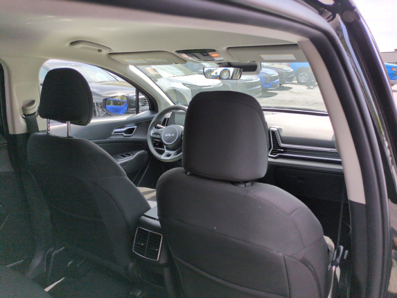 Used 2024 Kia Sportage LX AWD/4WD image 42