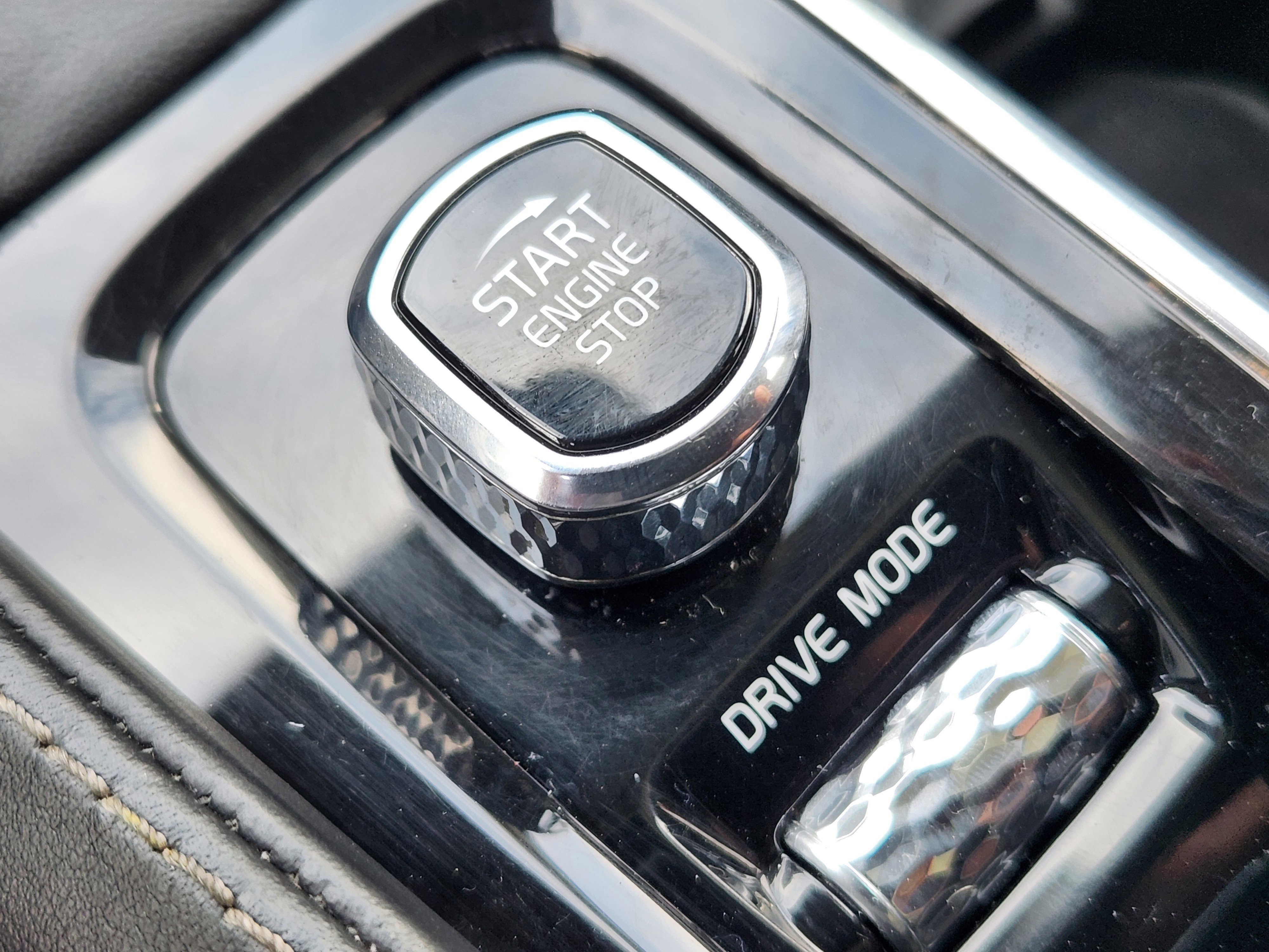 Used 2018 Volvo XC90 T6 Inscription w/ Convenience Package image 30