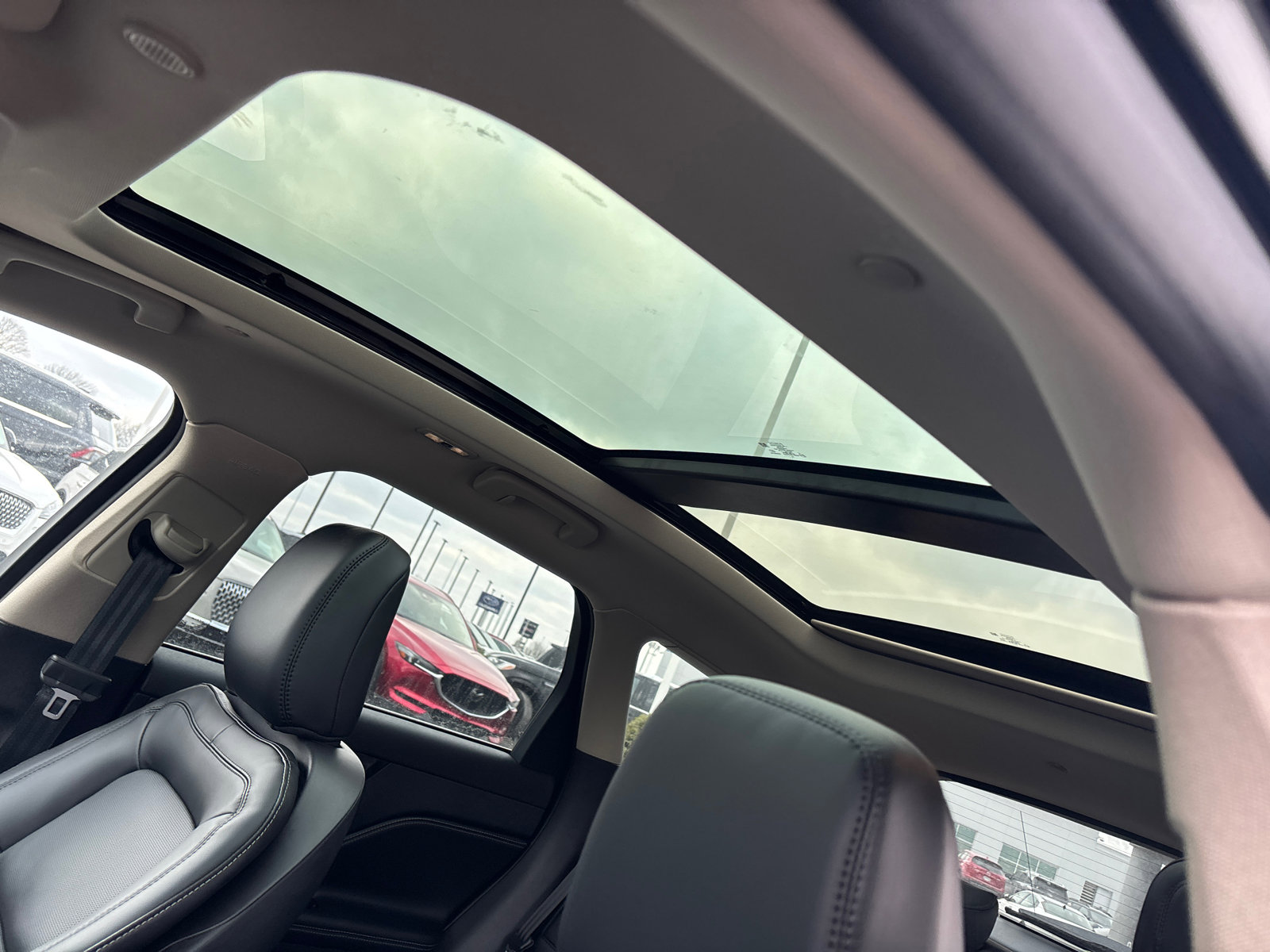 New 2026 Lincoln Corsair Premiere image 26