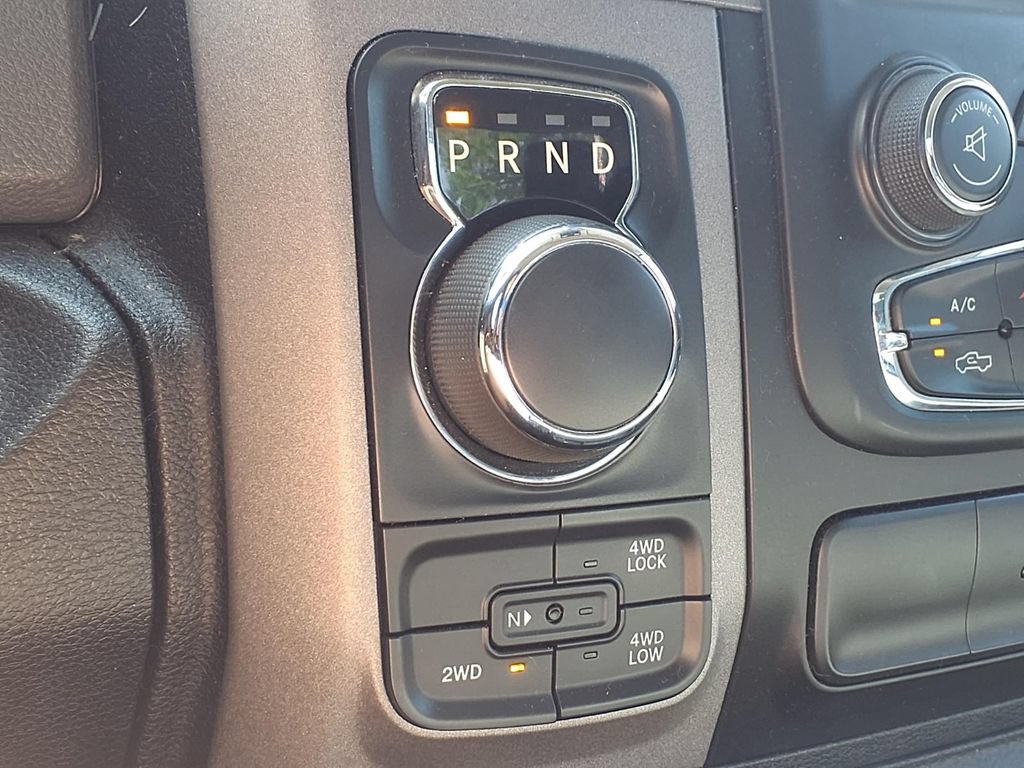 Used 2019 RAM 1500 Express w/ Wheel & Sound Group AWD/4WD image 25