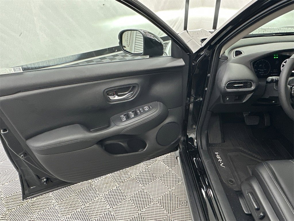 New 2026 Honda HR-V EX-L image 11