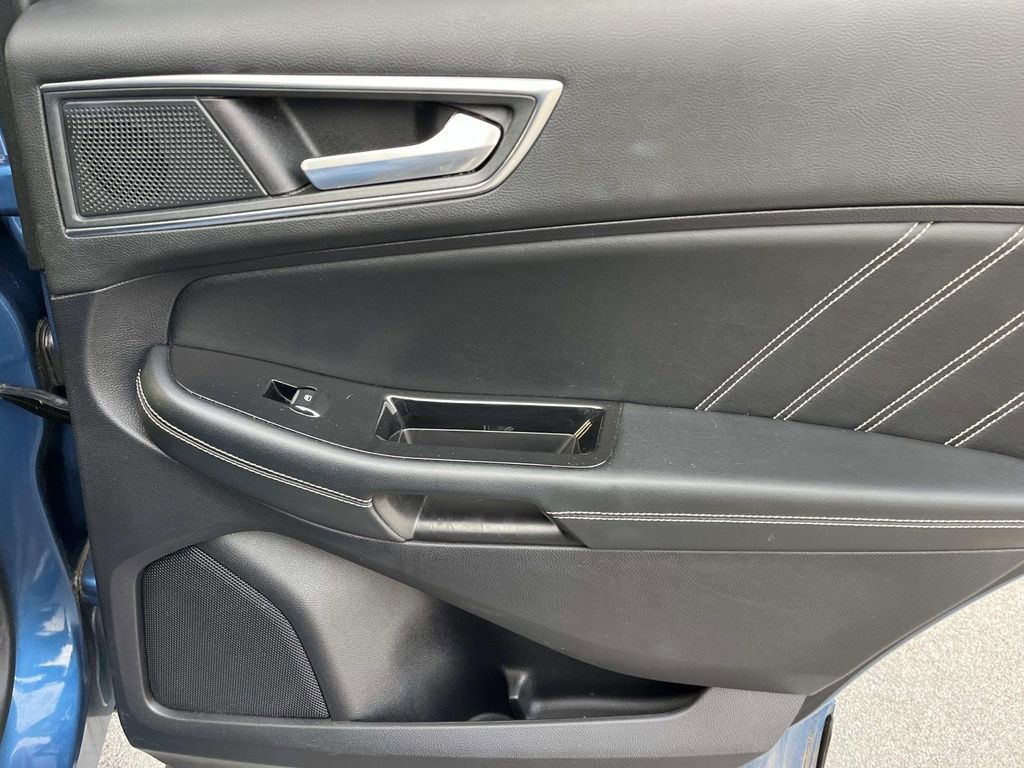 Used 2020 Ford Edge ST w/ Equipment Group 401A image 19