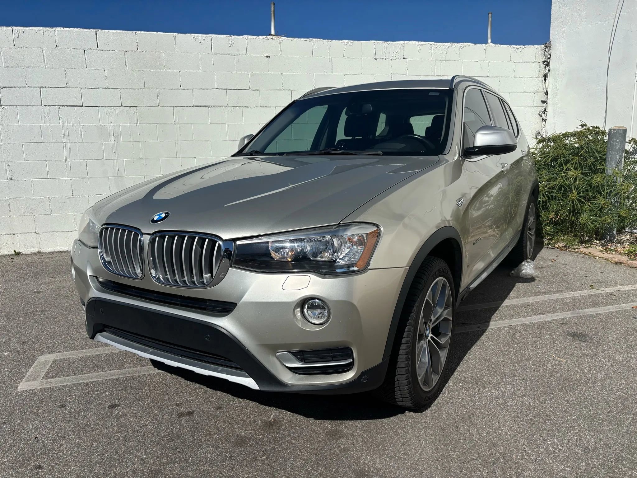 Used 2015 BMW X3 xDrive28i image 2