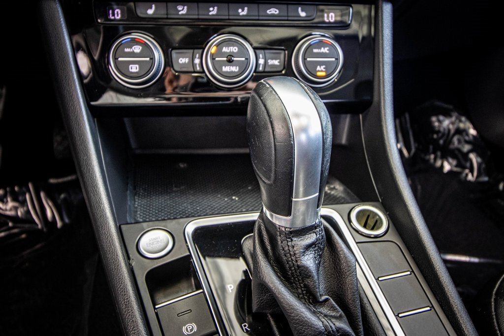 Used 2019 Volkswagen Jetta SE image 35