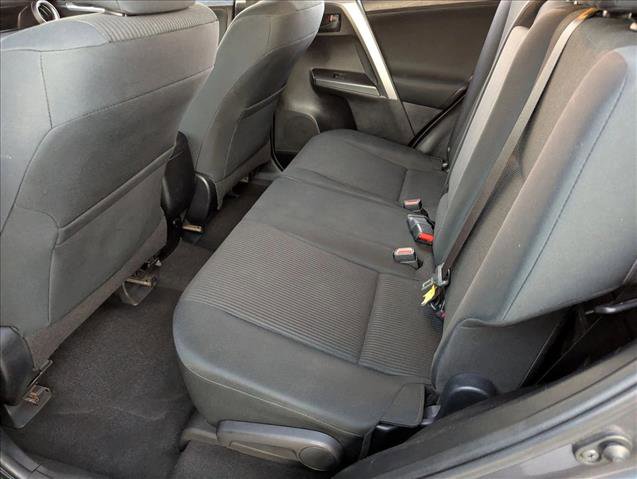 Used 2017 Toyota RAV4 LE image 17