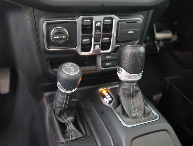 Certified 2024 Jeep Wrangler Sahara image 19