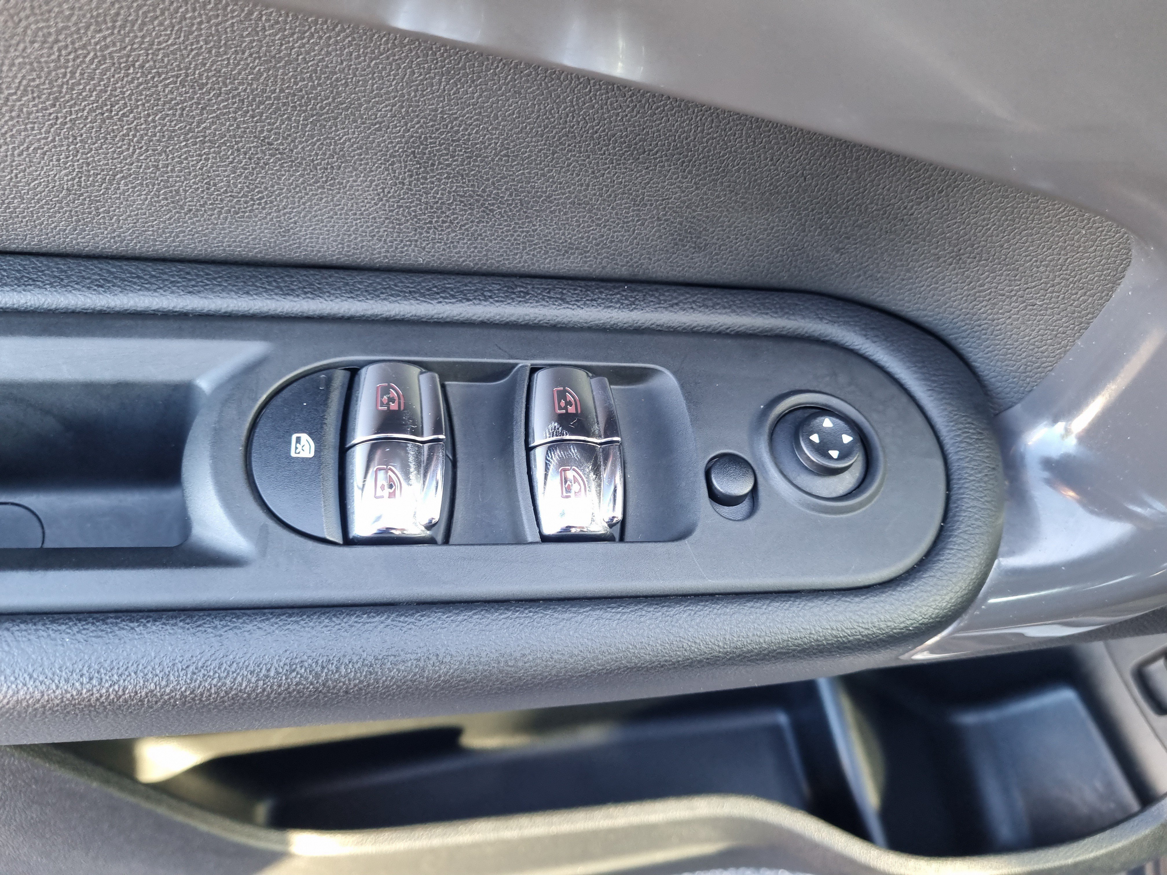 Used 2018 MINI Cooper Countryman S FWD image 23