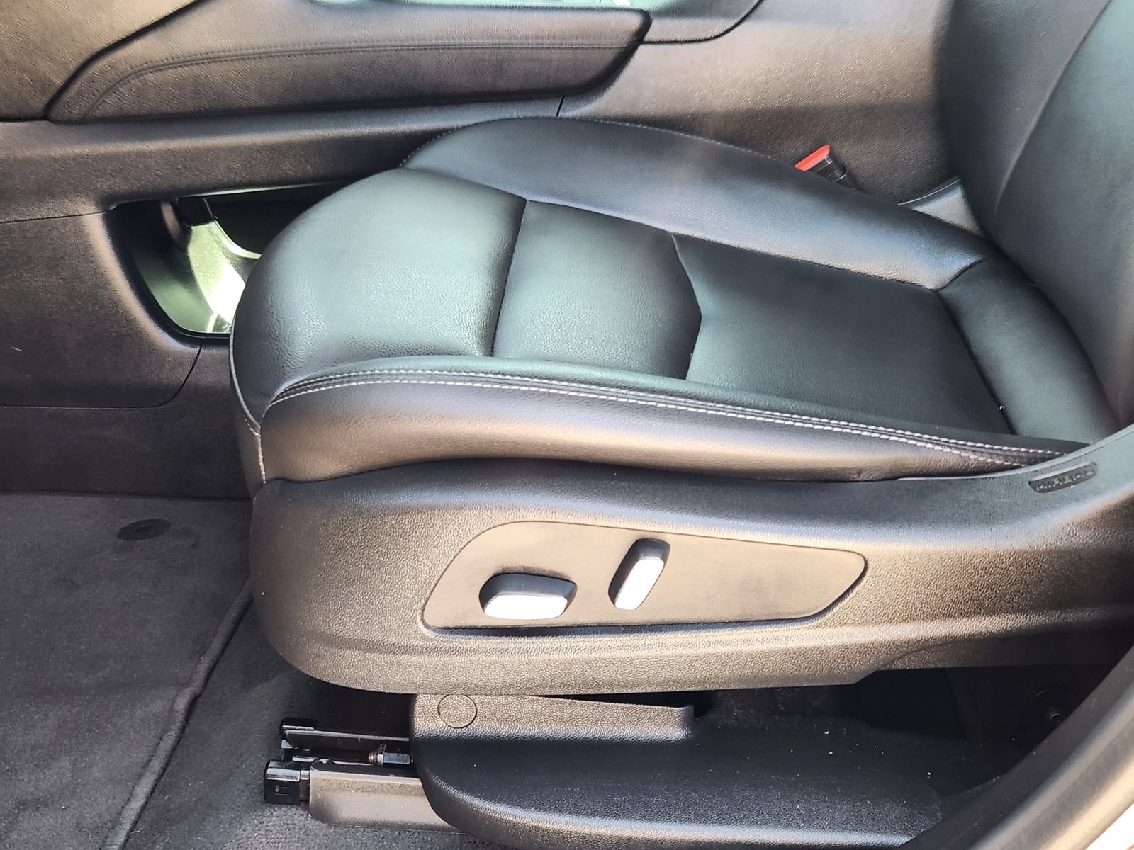 Certified 2020 Cadillac XT5 Luxury FWD image 26