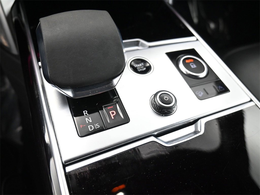 Used 2023 Land Rover Range Rover SE image 27