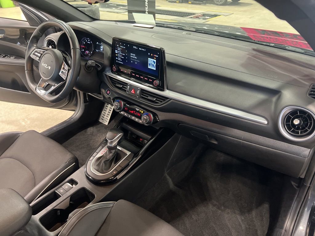 Certified 2024 Kia Forte GT-Line image 20