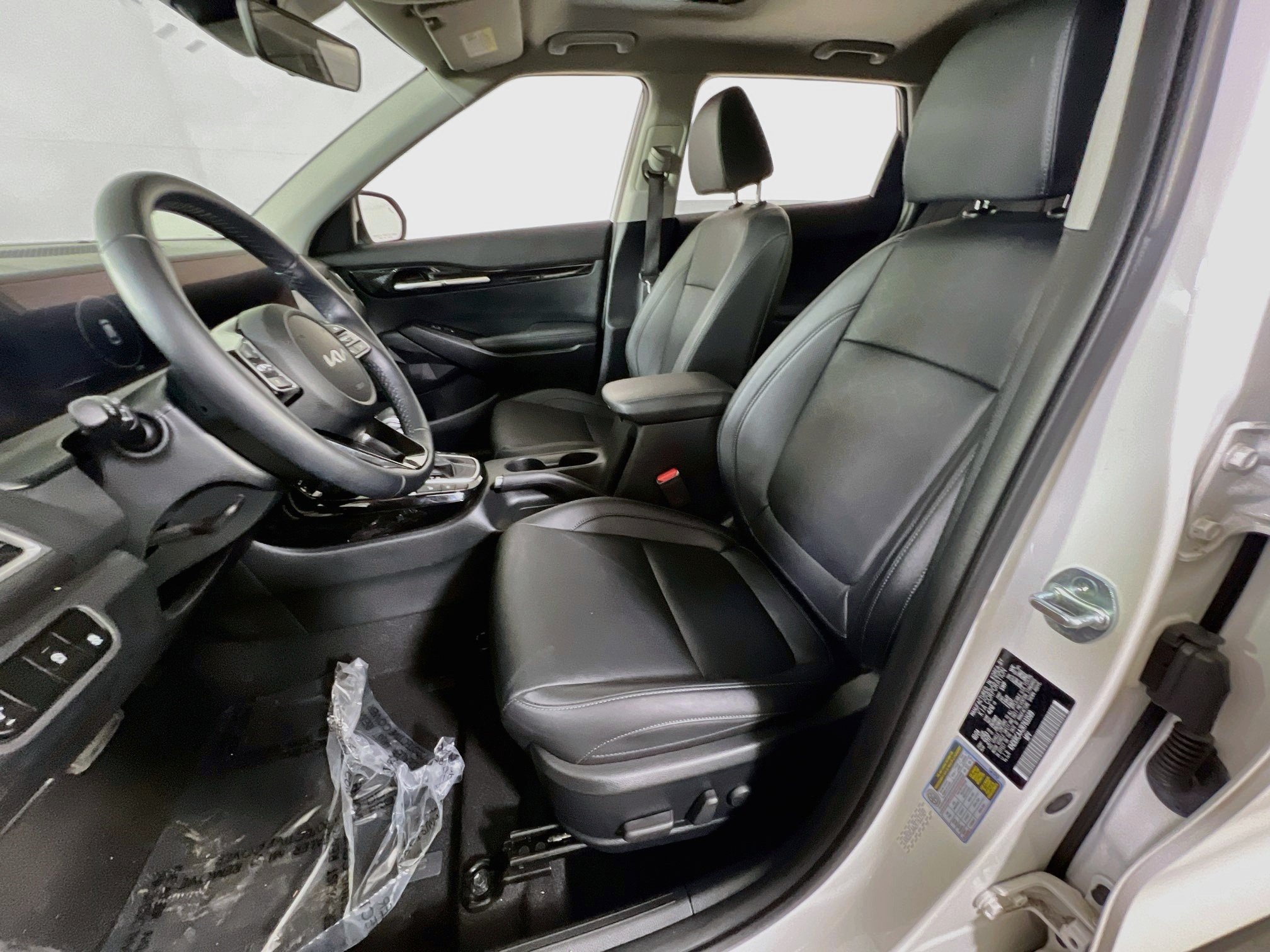 Used 2024 Kia Seltos EX AWD/4WD image 21
