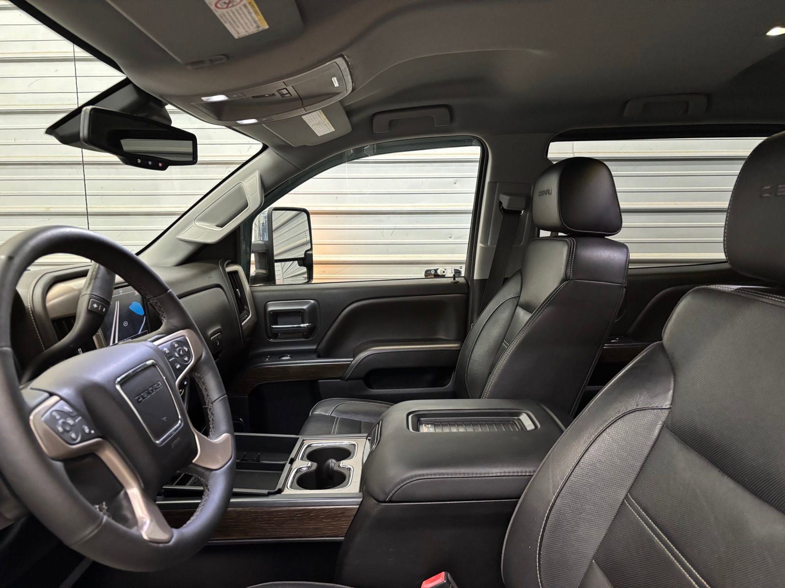 Used 2018 GMC Sierra 3500 Denali w/ Duramax Plus Package image 21