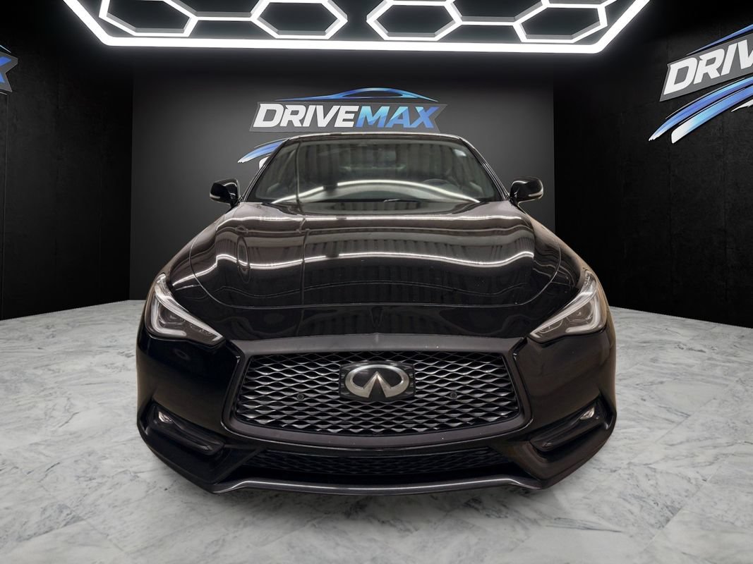 Used 2017 INFINITI Q60 3.0t AWD/4WD image 2