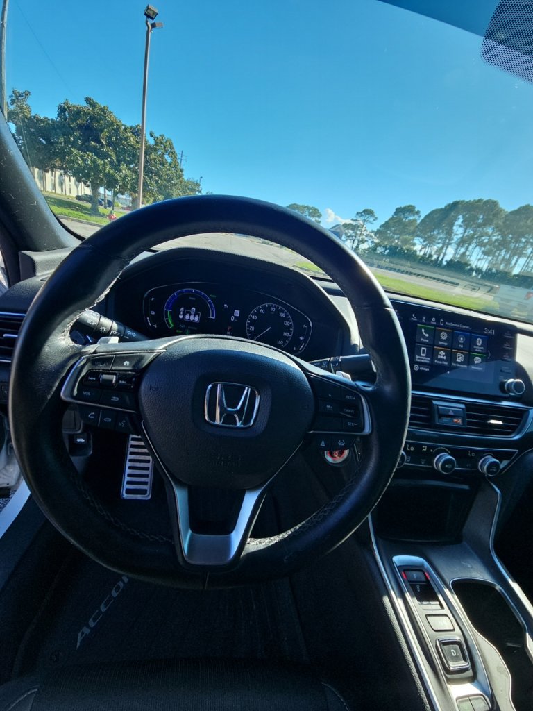 Used 2022 Honda Accord Sport image 28