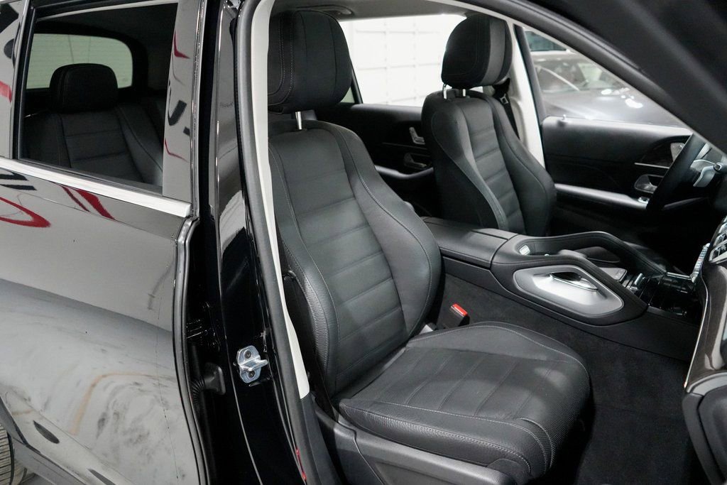 Used 2024 Mercedes-Benz GLS 450 4MATIC image 21