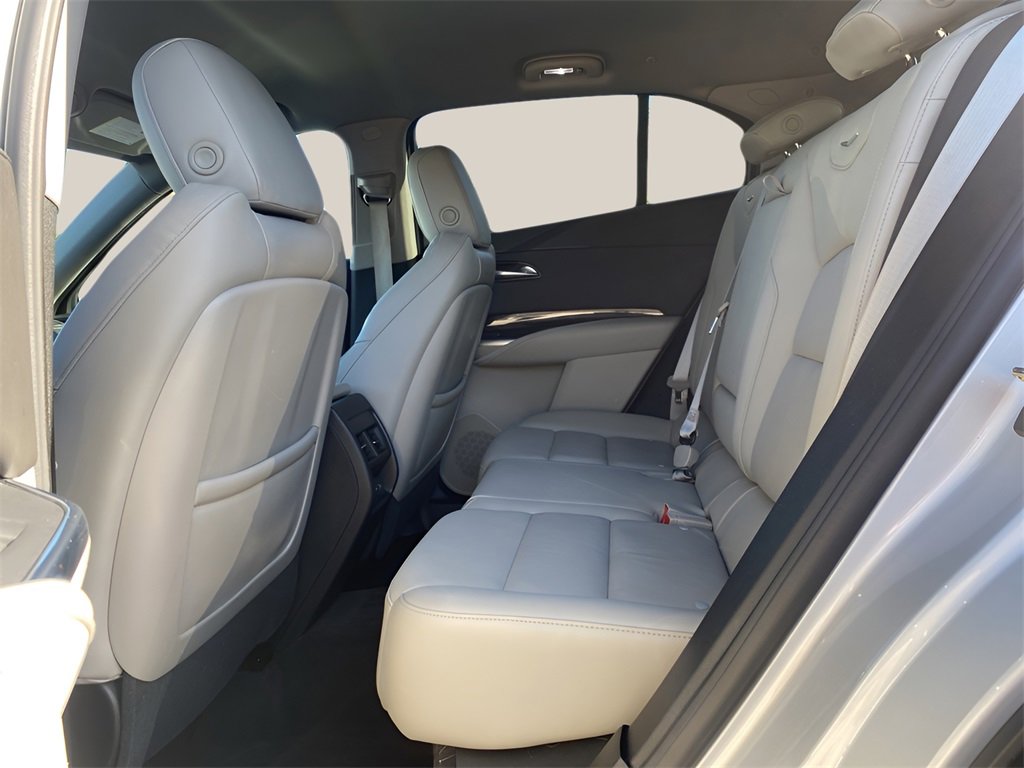 Certified 2022 Cadillac XT4 Premium Luxury w/ Enhanced Visibility Package image 15